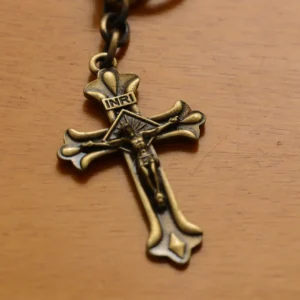 Chaveiro Cruz Eis o Cordeiro de Deus